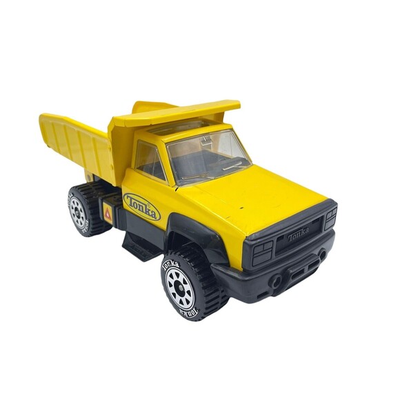 Hasbro Tonka Dump Truck Pressed Steel 2001 Dump Truck 14" YELLOW BLACK - Picture 1 of 7